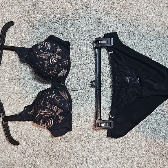 NEW Adore Me Black Lace Bra & Panty Set Lingerie Intimates, Size 34C - Picture 1 of 4